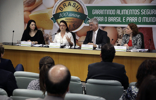 Kátia Abreu: “O mundo quer alimentos brasileiros”