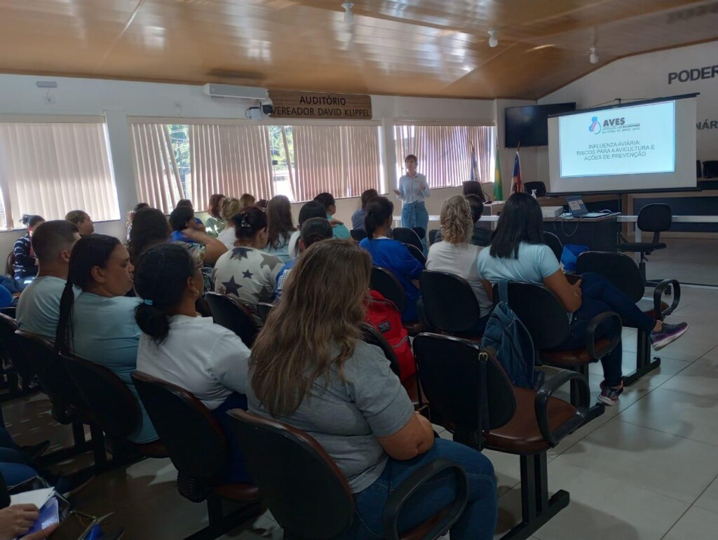 AVES reforça ações preventivas contra gripe aviária em municípios capixabas