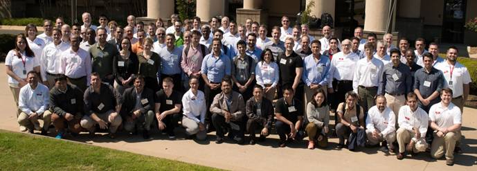 Genética avícola reúne participantes de 24 países na  Escola Técnica Mundial