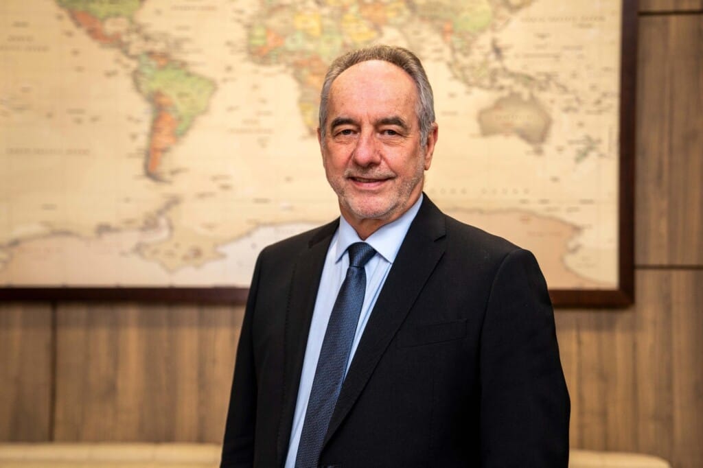 Elias José Zydek assume presidência da Frimesa