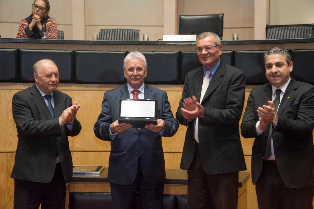 Noite de homenagens celebra os dez anos de certificação internacional como área livre de febre aftosa sem vacinação