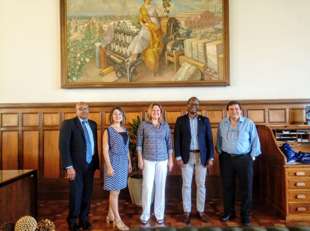 Esalq recebe comitiva da Câmara de Comércio Afro-Brasileira