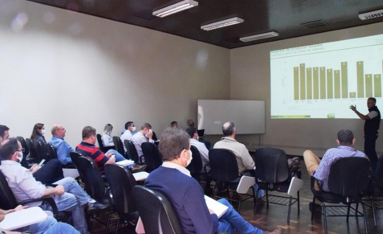 Fapa e Fundação ABC discutem pesquisas sobre o cultivo da cevada