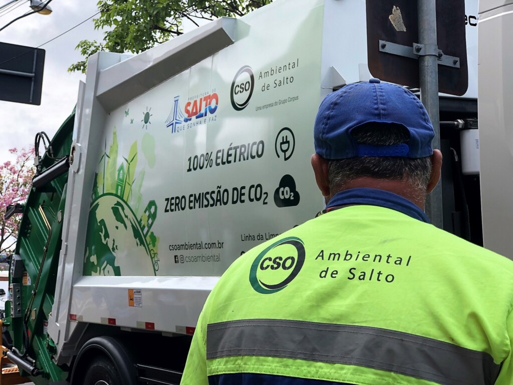 Cidade paulista tem 100% da coleta de lixo feita com caminhões elétricos