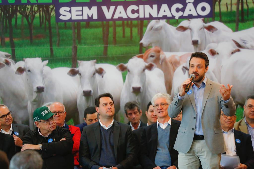Agroceres PIC participa de cerimônia para celebrar o primeiro ano do Paraná como área livre de aftosa sem vacinação