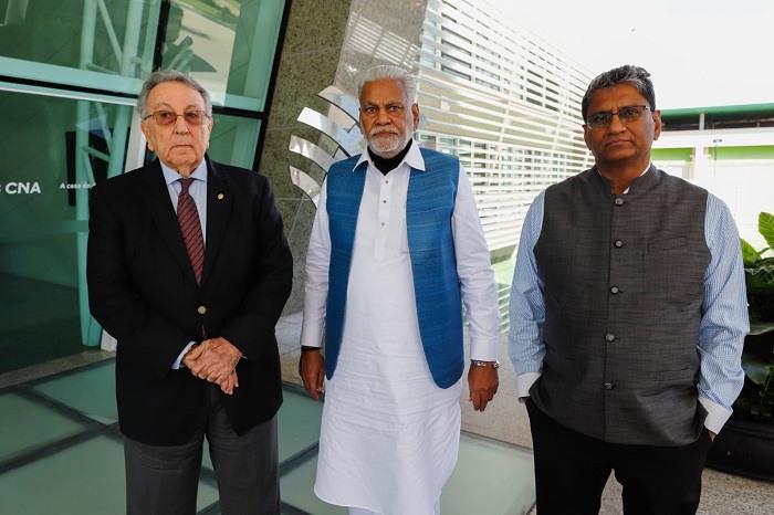 Presidente da CNA se reúne com ministro da Pesca, Pecuária e Lácteos da Índia