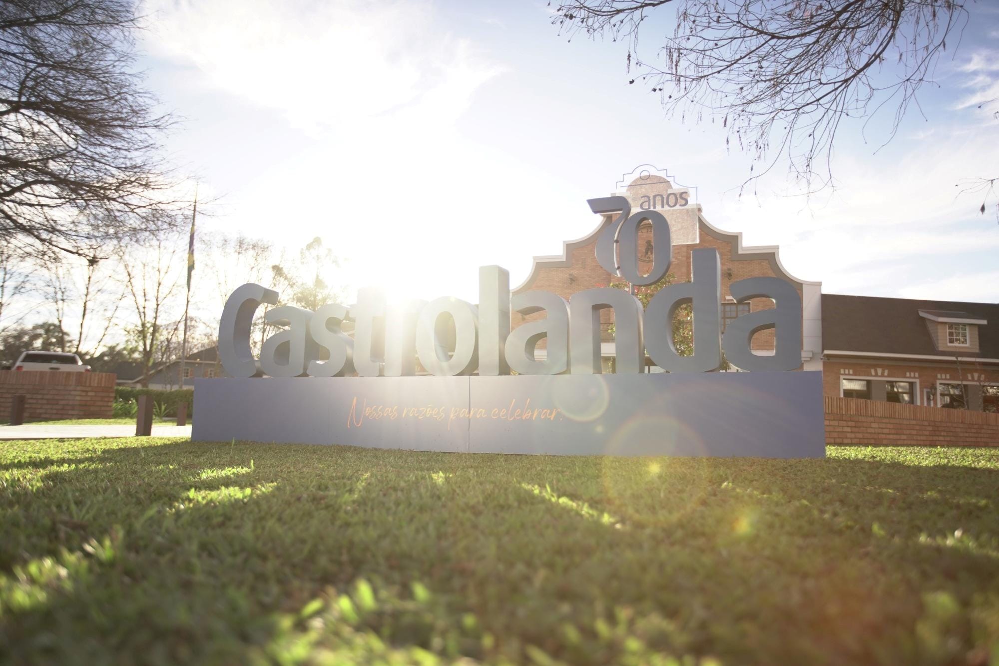 Castrolanda completa 70 anos com recorde de faturamento e foco na sustentabilidade Castrolanda completa 70 anos com recorde de faturamento e foco na sustentabilidade