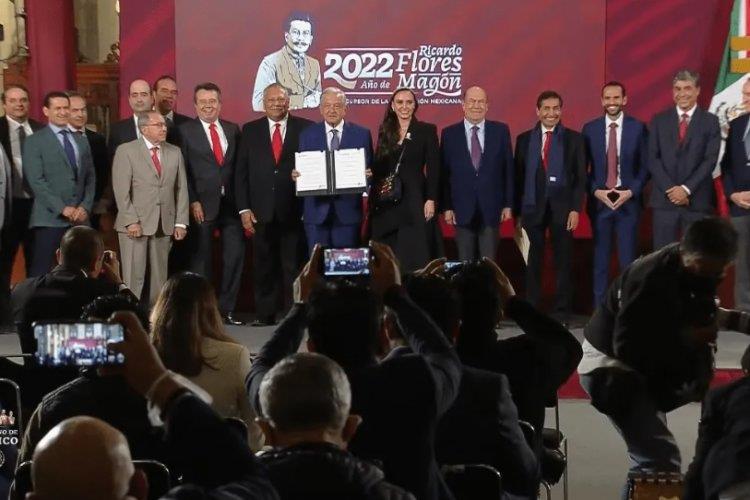 Governo mexicano e várias empresas alimentícias assinam acordo para controlar a inflação