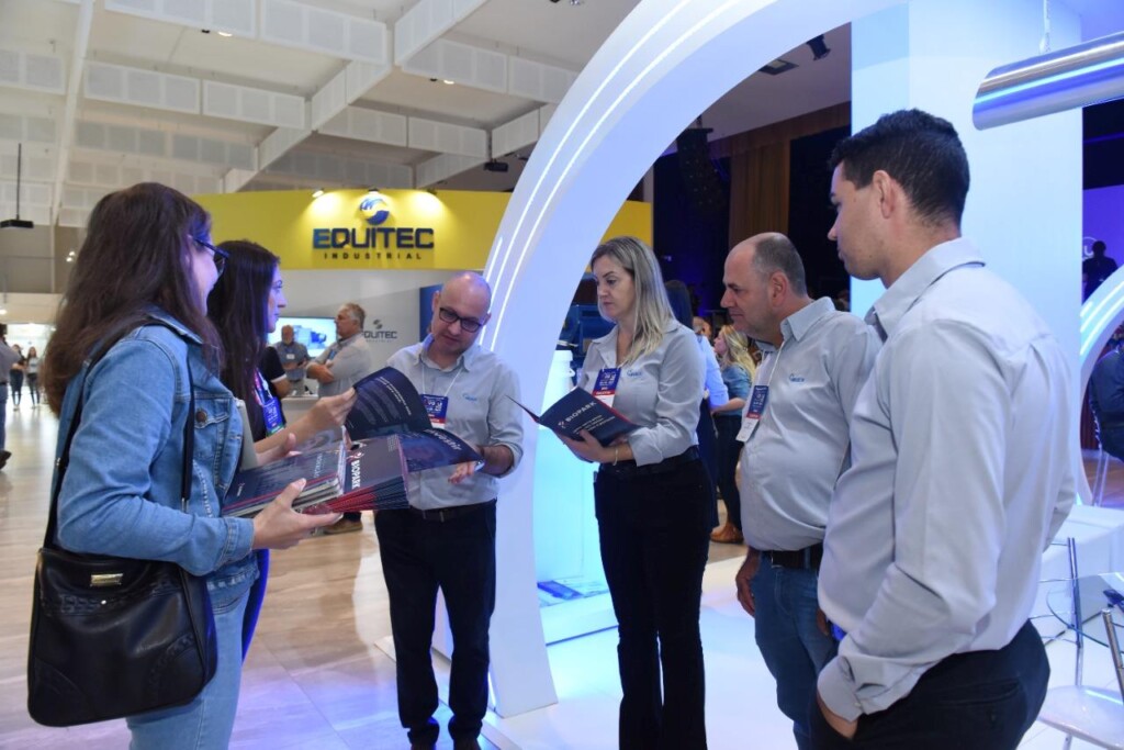 Criadores de aves e suínos do Paraná investem em tecnologia para reduzir custos