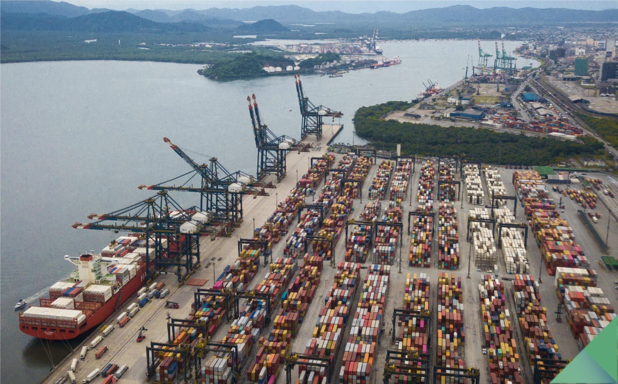 Movimentação do Porto de Santos cai 14,8% em fevereiro