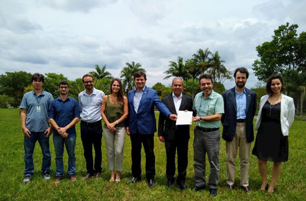 Sindirações participa do acordo para integração de dados do desempenho ambiental das cadeias de produção animal e agrícola