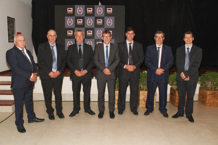 Diretoria eleita da ACCS toma posse
