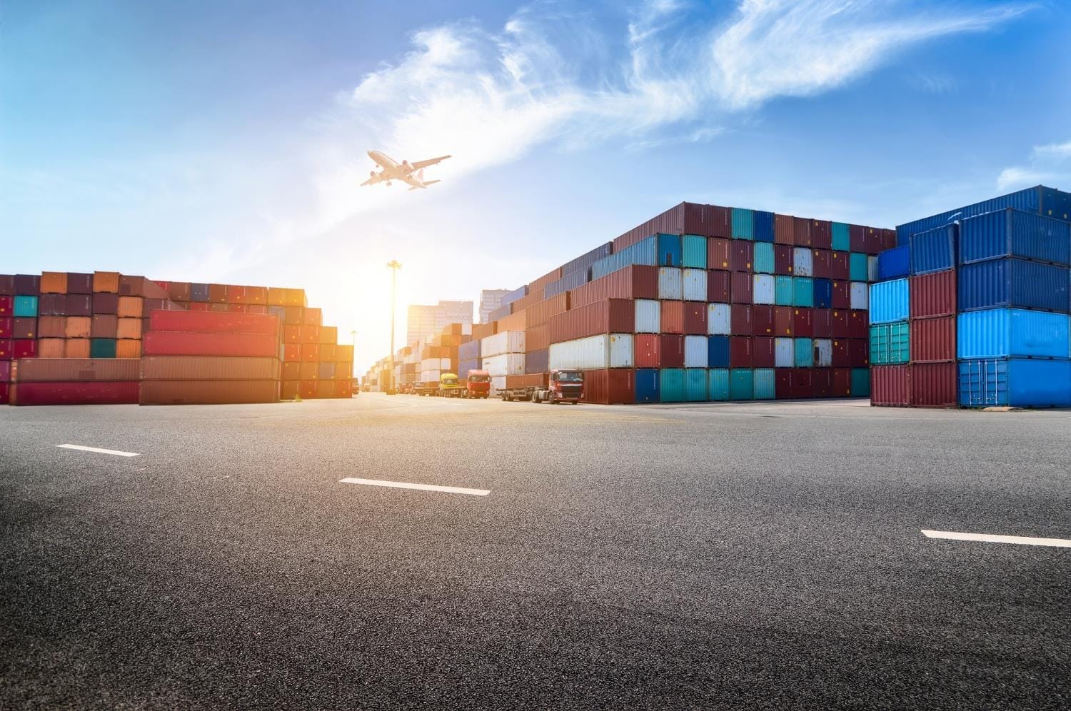 Exportações do agronegócio brasileiro têm ligeira queda em abril de 2023, aponta Ipea