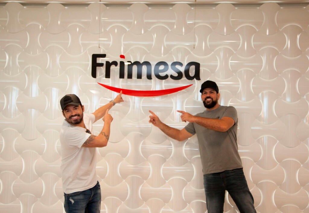 Fernando e Sorocaba visitam a Frimesa