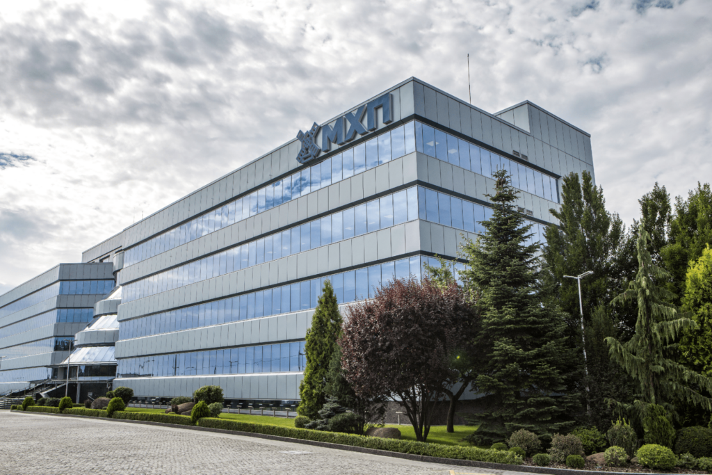 MHP da Ucrânia pretende restaurar a produção total de aves até o final do ano