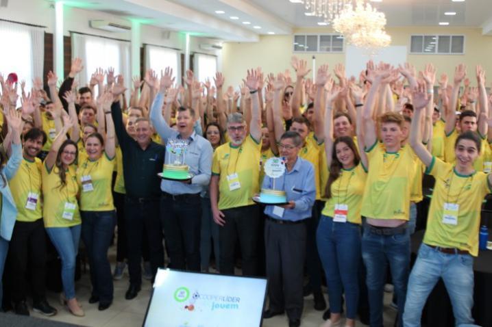 Encontro da juventude cooperativista do PR termina em clima de confraternização e reflexão