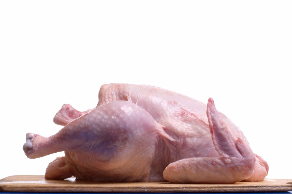 Preços da carcaça de frango subiram no atacado