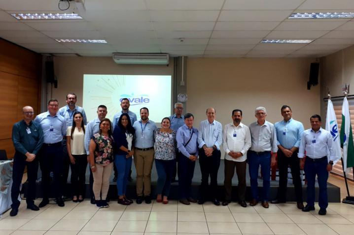 Embaixadores de El Salvador, Guatemala, Irã, Panamá e Reino Unido conhecem a capacidade produtiva da C.Vale