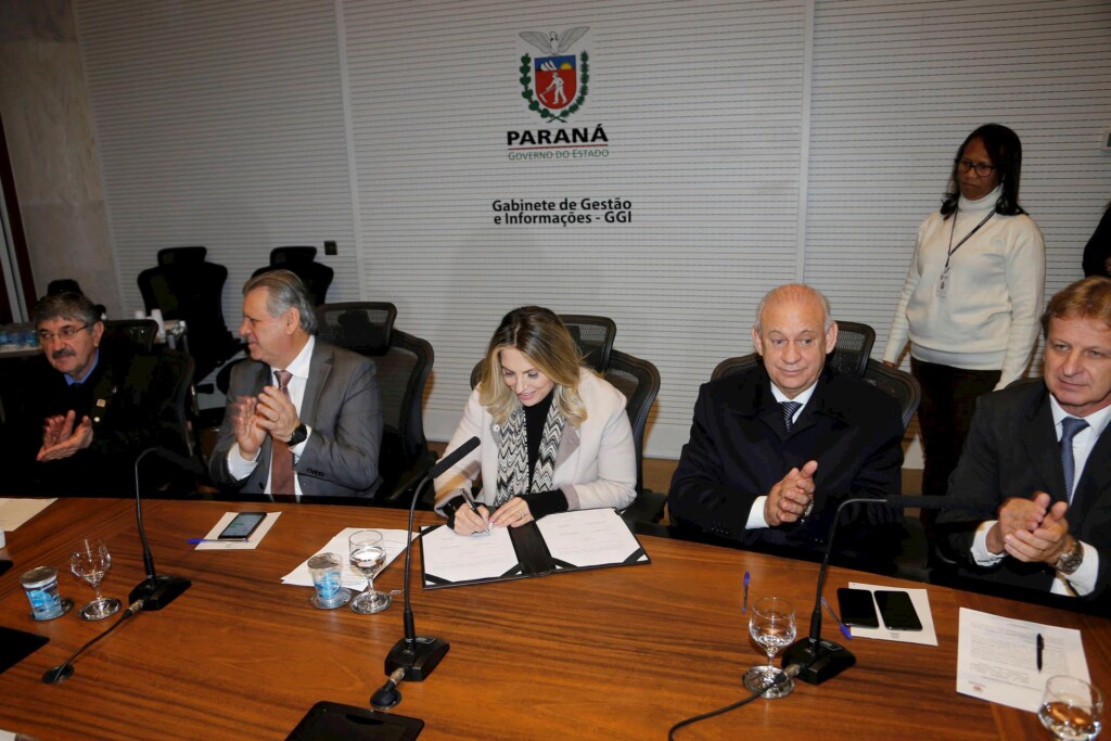 Paraná deve construir Porto Seco na fronteira com a Argentina