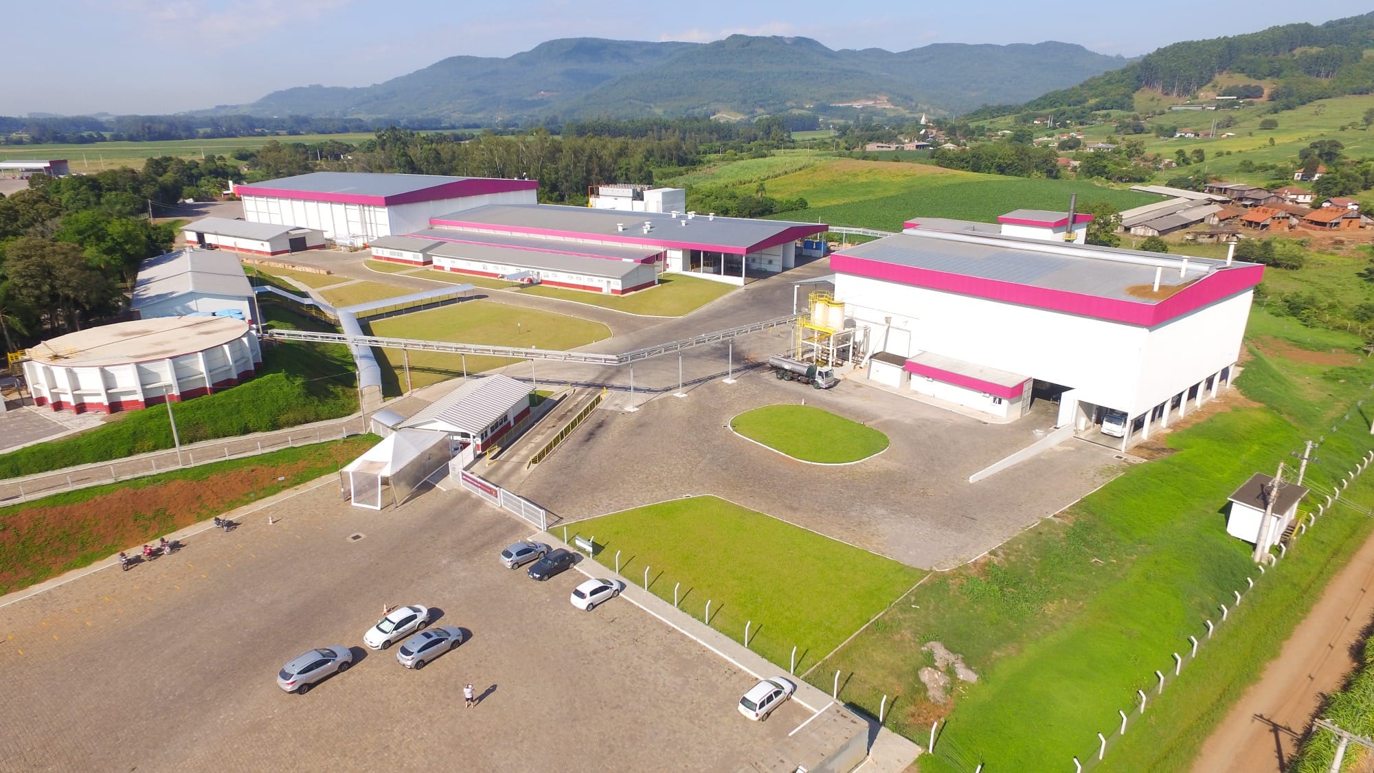 Dália Alimentos conquista licença para instalação de caldeira na unidade frigorífica de frangos Dália Alimentos conquista licença para instalação de caldeira na unidade frigorífica de frangos