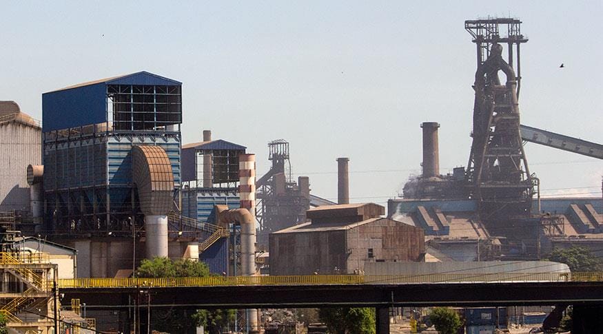 Governo revê estimativa para o PIB de 1,5% para 2%