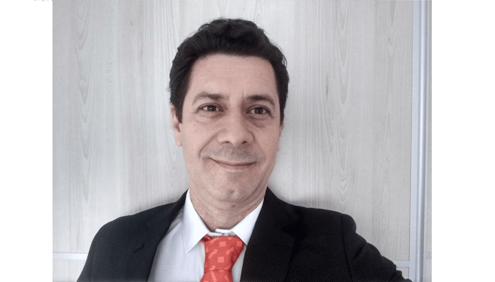 Simpósio da ACAV discute diagnósticos diferenciais de doenças em aves