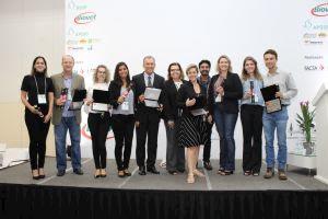 Pesquisadores da avicultura recebem o Prêmio Lamas 2018