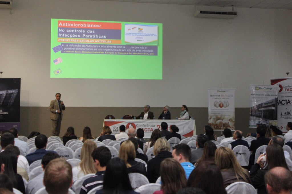 Conferência Facta 2016 discute os desafios da avicultura sustentável