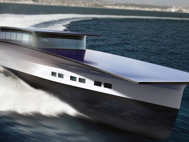 Iate movido a energia solar