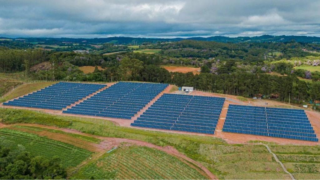 Setor de energia solar atinge a marca de 1 milhão de empregos gerados no Brasil