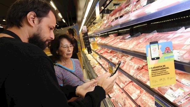 Carrefour usa blockchain para rastrear carne suína da fazenda até a gondola