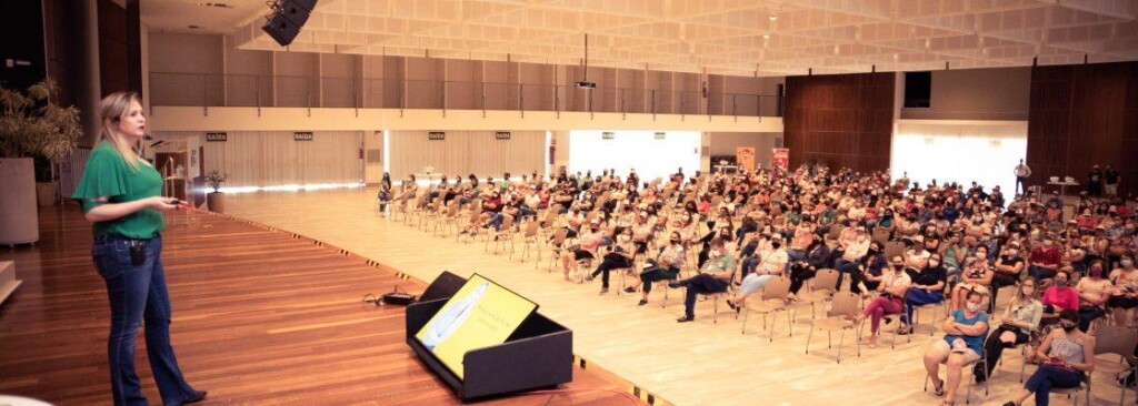 Presença feminina marcou abertura do Dia de Campo da Lar