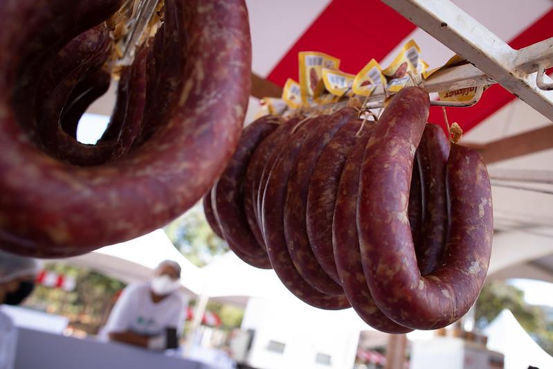 Feira Segura reúne produtores e consumidores em Brasília