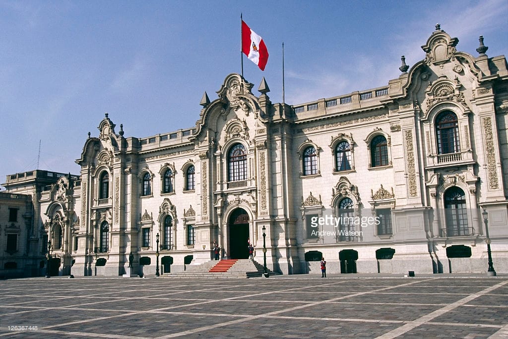 Associação Peruana de Avicultura divulga nota contra atos de violência e fechamento de estradas