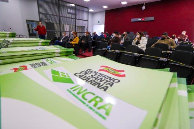 SC busca apoio federal para ampliar a regularização fundiária de imóveis rurais