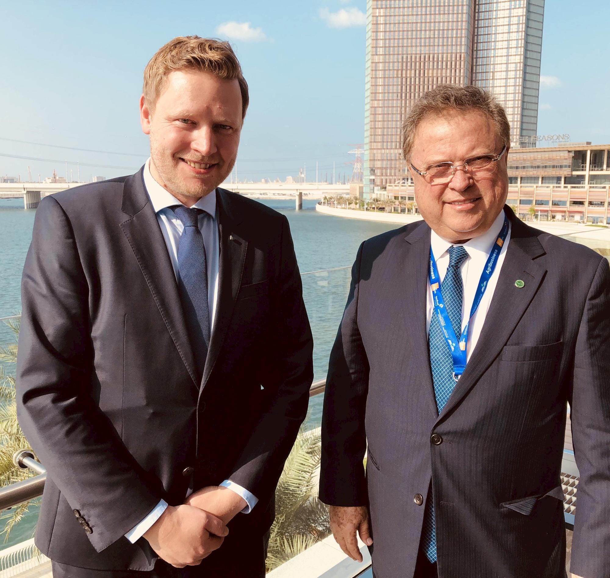 Vice-diretor da DLG e Blairo Maggi se encontram em Abu Dhabi Vice-diretor da DLG e Blairo Maggi se encontram em Abu Dhabi