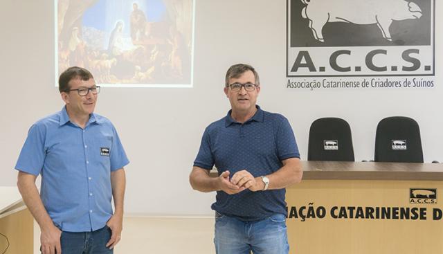 Suinocultores participam de assembleia na ACCS