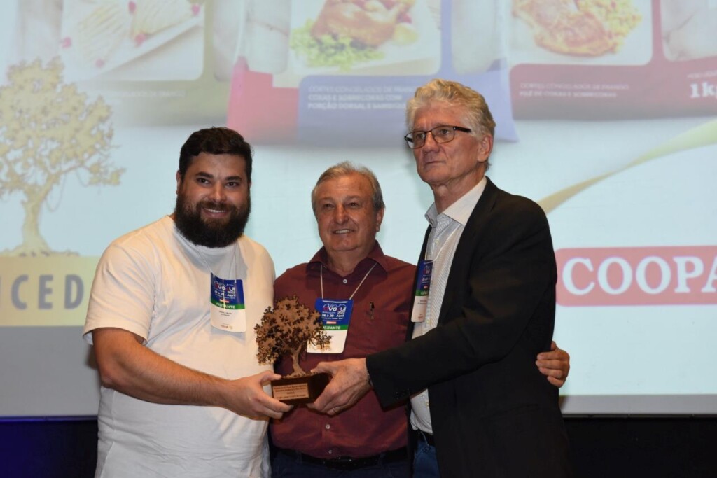 Coopavel vence duas vezes no Prêmio Quem é Quem