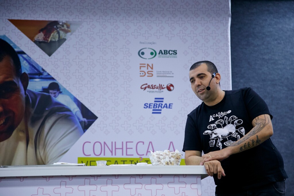Jefferson Rueda inspira chefs e estudantes a inovar e aproveitar todo o potencial da carne suína