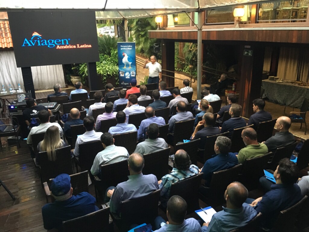 Aviagen promove evento em Cascavel