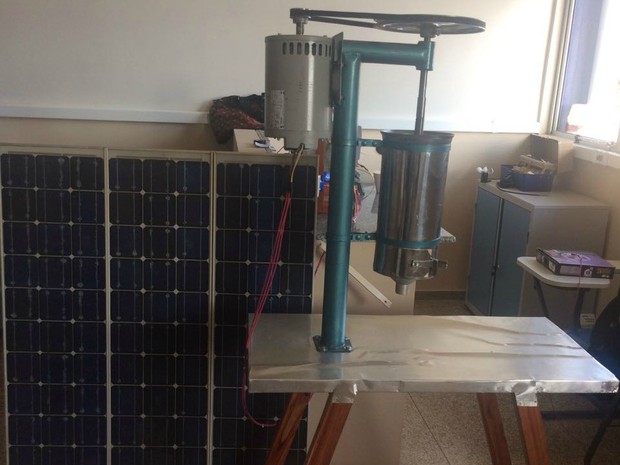 Batedeira de açaí que utiliza energia solar será implantada no interior do AP