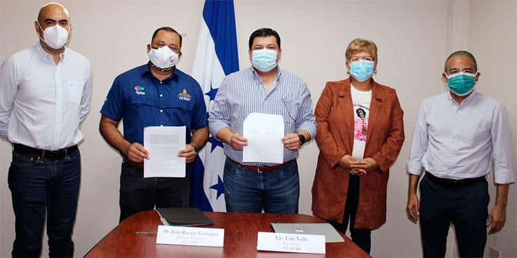 Autoridades buscan fortalecer la avicultura de postura en el país