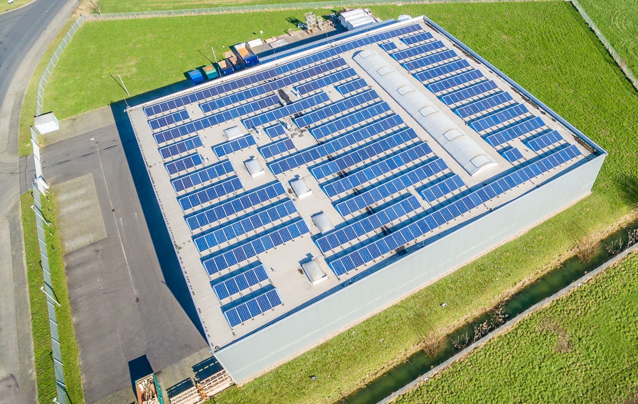 Projeto quer implantar energia solar em supermercados de Santa Catarina Projeto quer implantar energia solar em supermercados de Santa Catarina