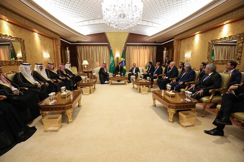 Visita de Bolsonaro a árabes traz novo momento para a avicultura