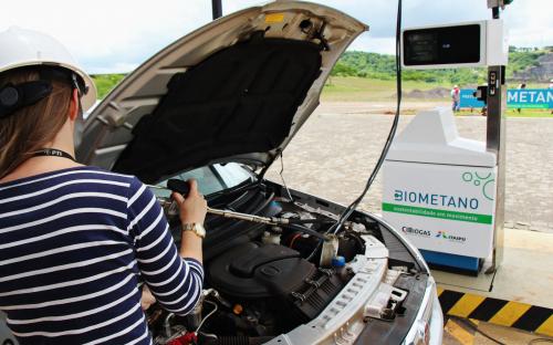 Itaipu inaugura planta inédita de produção de biogás