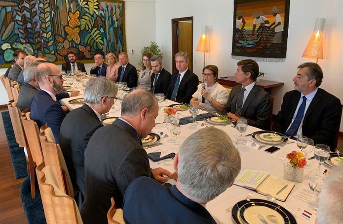 Ministra e embaixadores debatem Acordo Mercosul-UE e sustentabilidade da agricultura brasileira