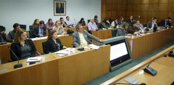 Grupo técnico inicia revisão das normas da avicultura