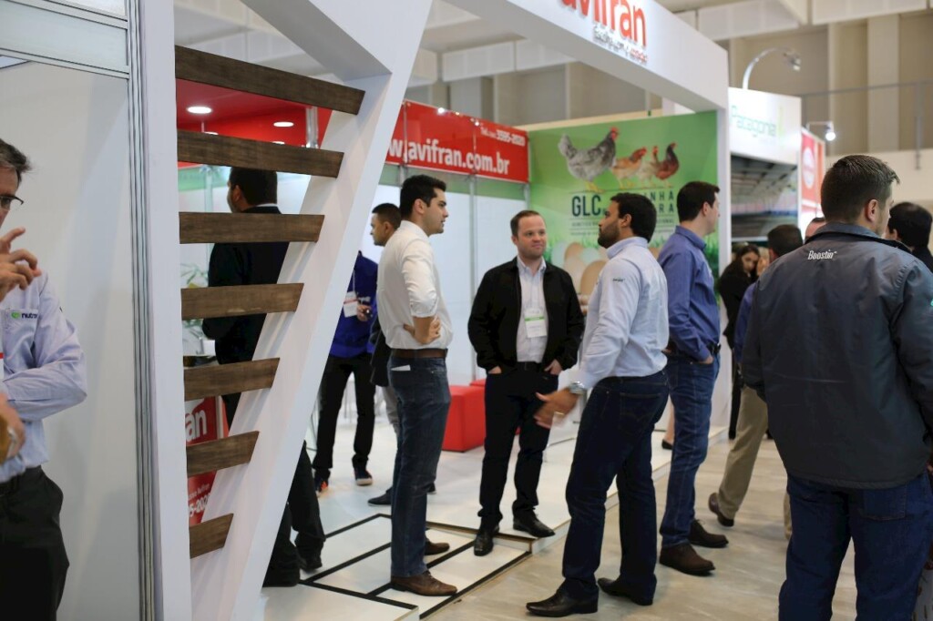 Grande público prestigia AveSui 2018, em Medianeira; expositores aprovam evento