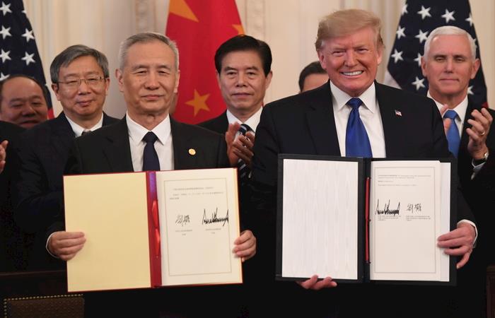 Assinada primeira fase do acordo comercial entre China e EUA