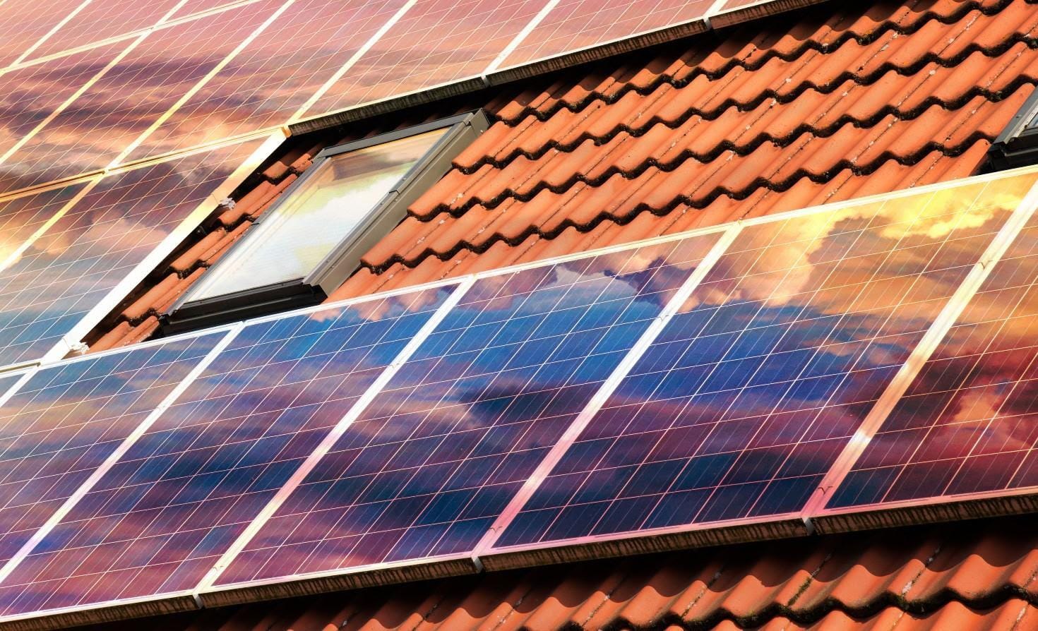 Geração própria de energia solar ultrapassa 2 milhões de instalações no Brasil